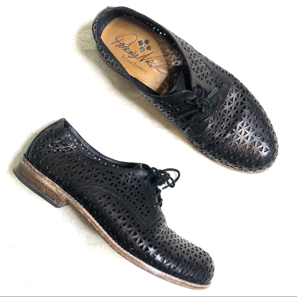Patricia Nash Black Leather Sofia Oxfords